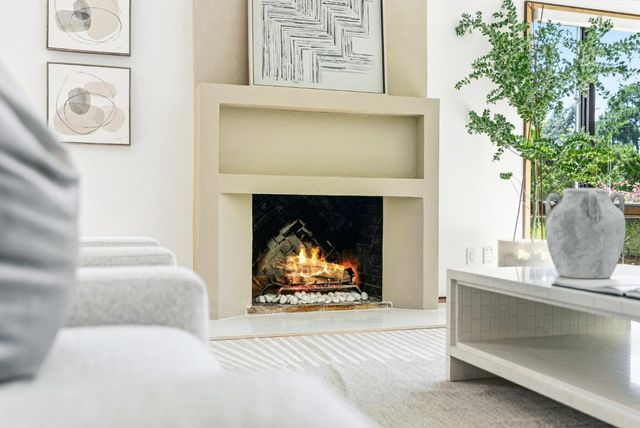 2912 Hillside Drive, Burlingame, CA 94010