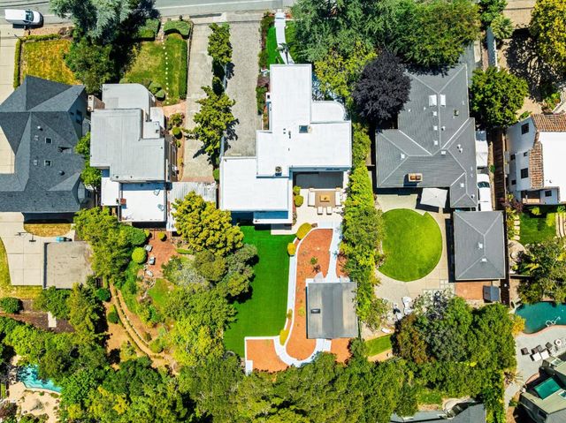 2912 Hillside Drive, Burlingame, CA 94010