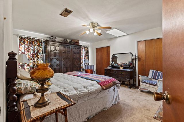 233 Haning Drive, Paris, TX 75462