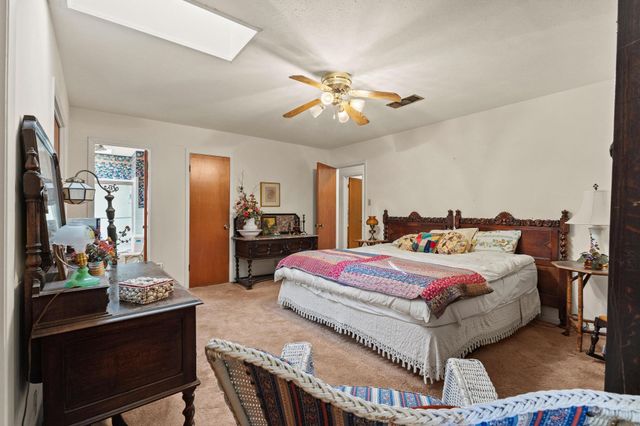 233 Haning Drive, Paris, TX 75462