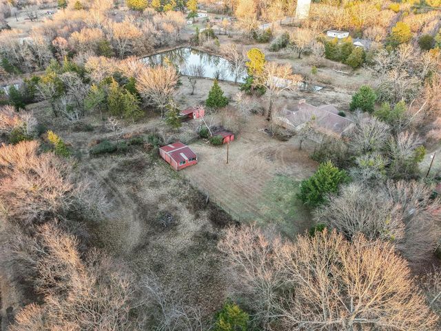 233 Haning Drive, Paris, TX 75462