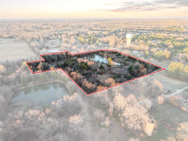 233 Haning Drive, Paris, TX 75462