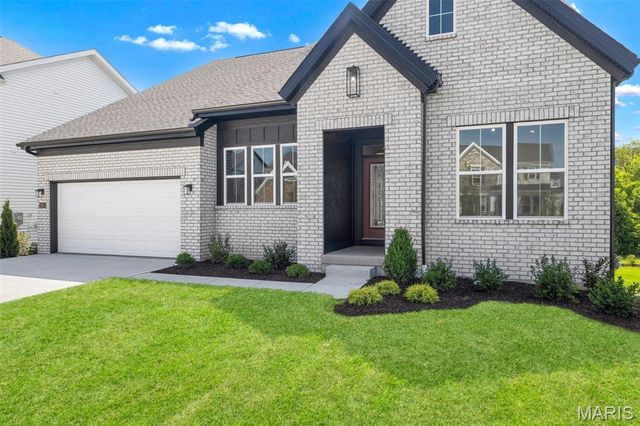 210 Kerry Downs Drive, Dardenne Prairie, MO 63368