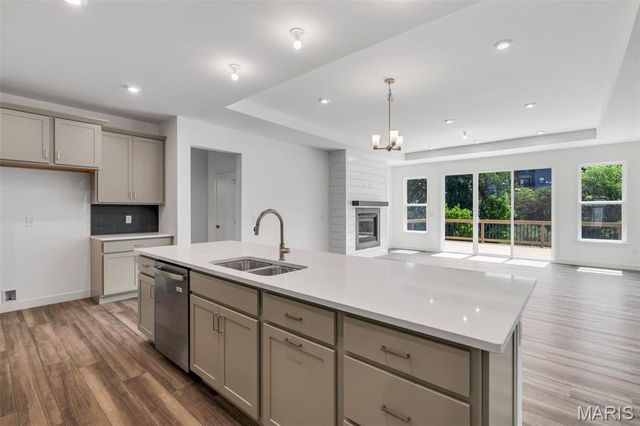 210 Kerry Downs Drive, Dardenne Prairie, MO 63368