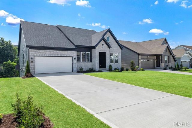 210 Kerry Downs Drive, Dardenne Prairie, MO 63368
