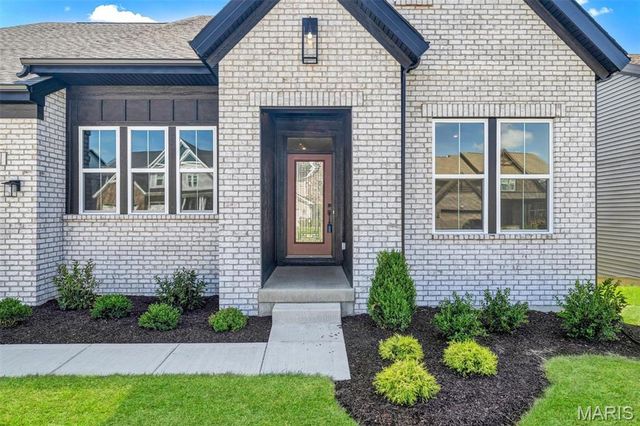 210 Kerry Downs Drive, Dardenne Prairie, MO 63368