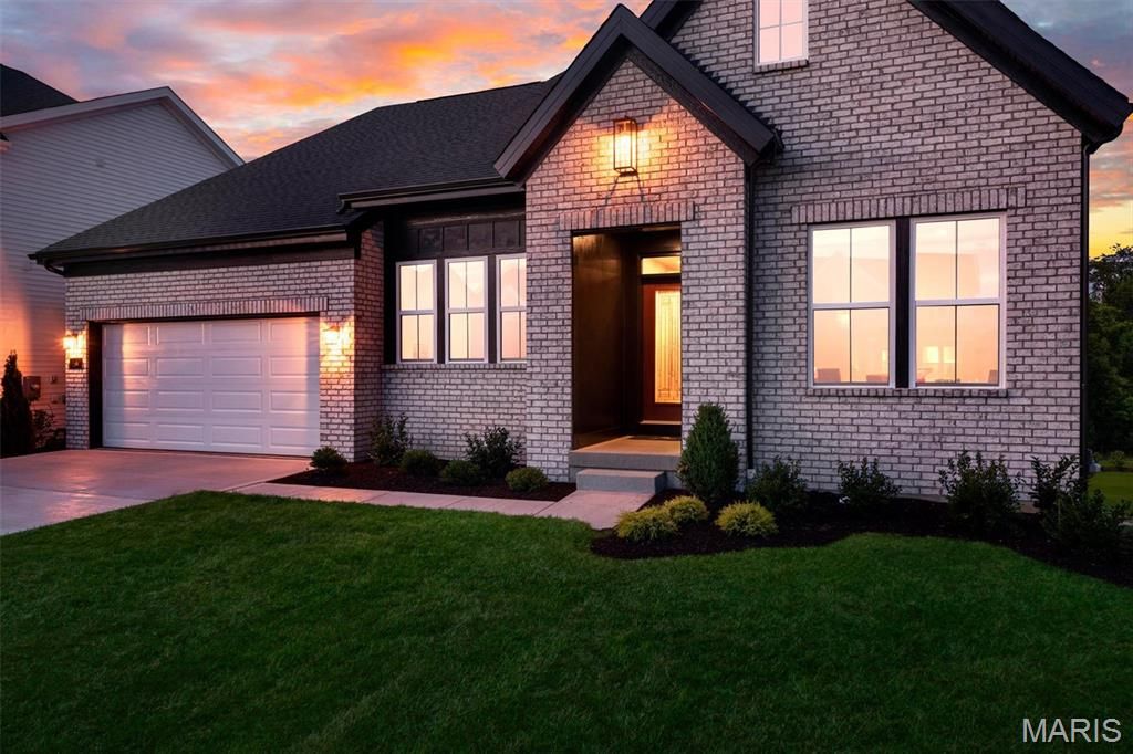 210 Kerry Downs Drive, Dardenne Prairie, MO 63368