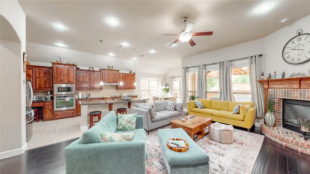 7219 Comal Drive, Irving, TX 75039