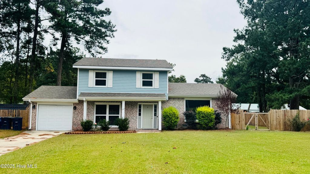 705 Little John Avenue, Jacksonville, NC 28546