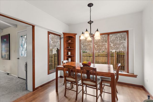 1314 Bunker Avenue, Flossmoor, IL 60422