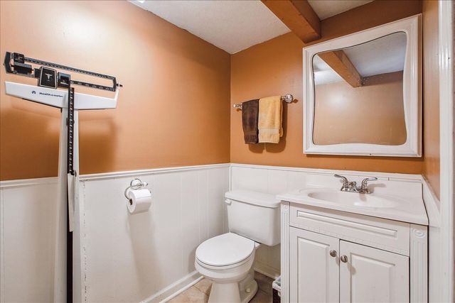 1314 Bunker Avenue, Flossmoor, IL 60422