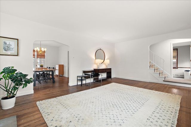 1314 Bunker Avenue, Flossmoor, IL 60422