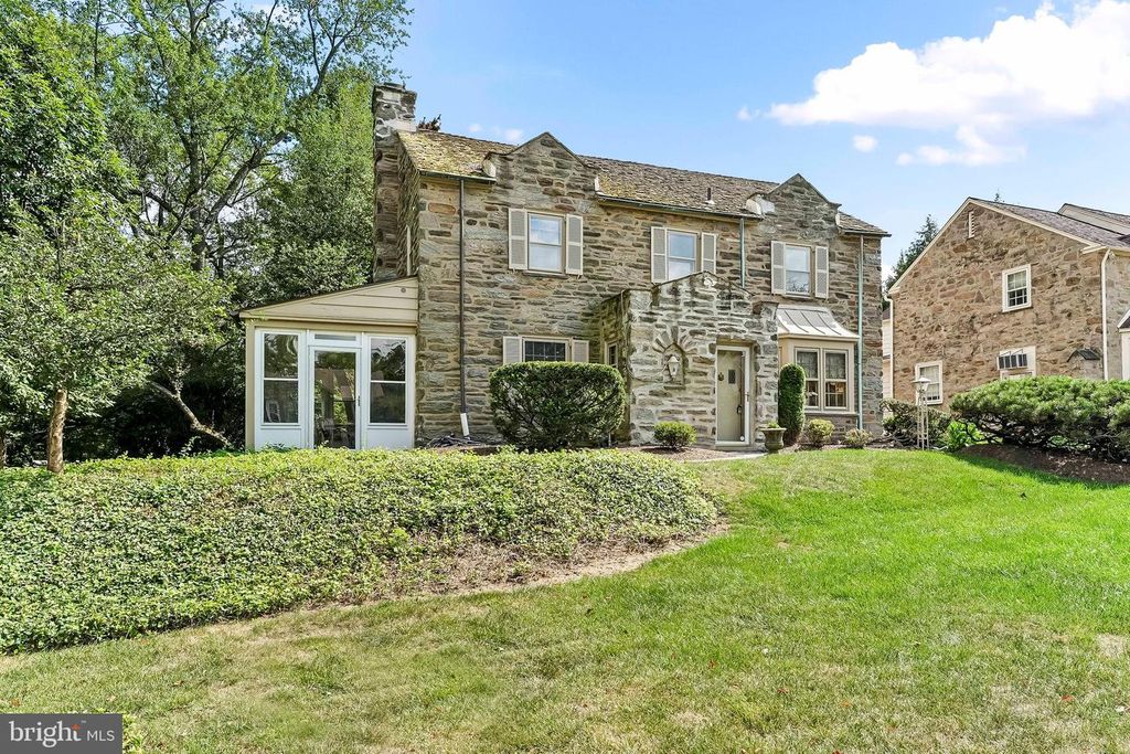 632 FOXCROFT RD, Elkins Park, PA 19027