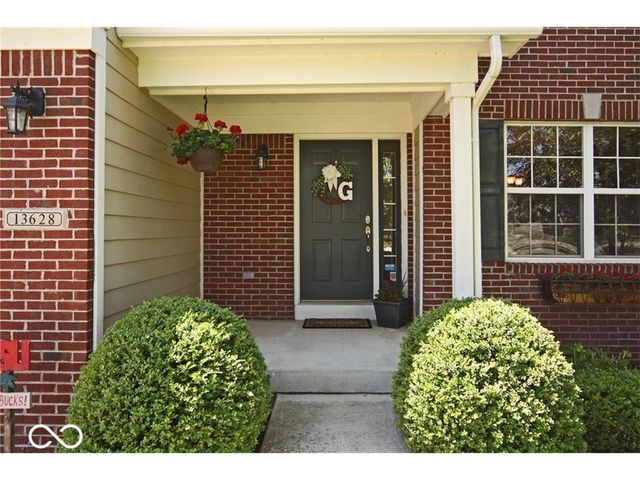 13628 Stanford Drive, Carmel, IN 46074