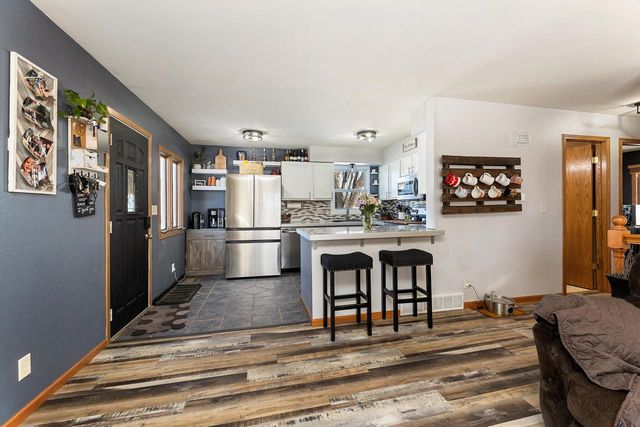 2520 Island Park ROAD, La Crosse, WI 54603