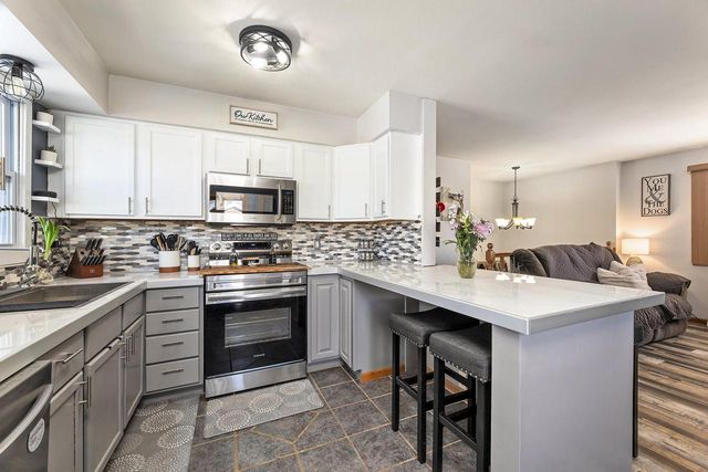 2520 Island Park ROAD, La Crosse, WI 54603