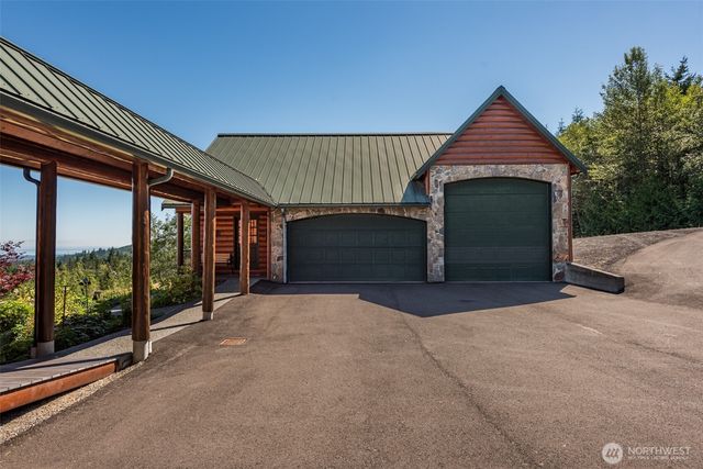 279 Ocean View Dr, Port Angeles, WA 98362