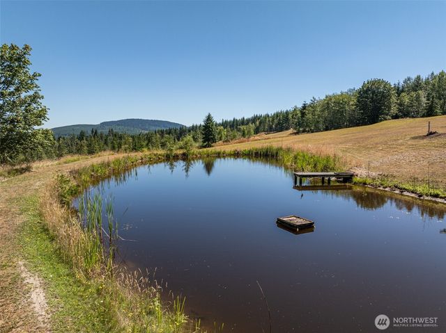 279 Ocean View Dr, Port Angeles, WA 98362