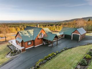 279 Ocean View Dr, Port Angeles, WA 98362