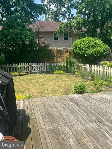 174 CROWN PRINCE DR, Marlton, NJ 08053