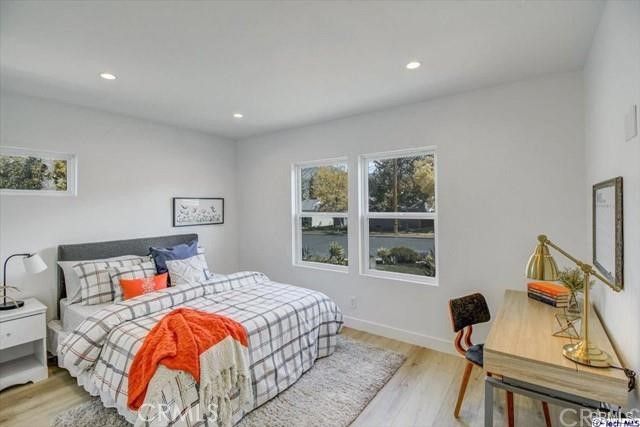 10811 Floralita Avenue, Sunland, CA 91040