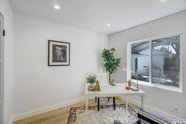 10811 Floralita Avenue, Sunland, CA 91040