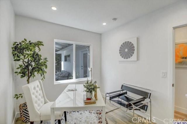 10811 Floralita Avenue, Sunland, CA 91040