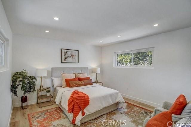 10811 Floralita Avenue, Sunland, CA 91040