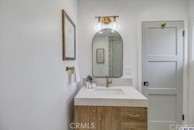 10811 Floralita Avenue, Sunland, CA 91040