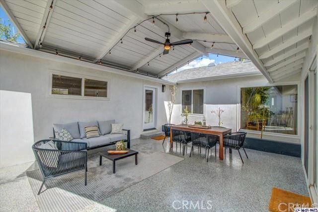 10811 Floralita Avenue, Sunland, CA 91040