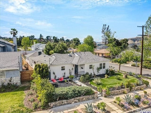 10811 Floralita Avenue, Sunland, CA 91040