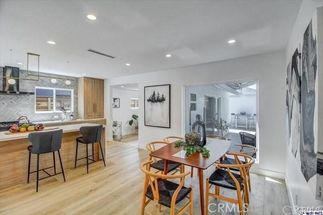 10811 Floralita Avenue, Sunland, CA 91040
