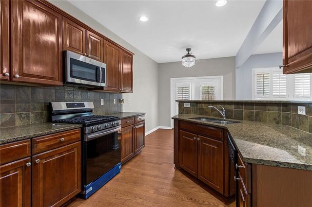 1005 Chalbury Way, Alpharetta, GA 30004