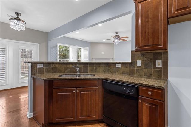 1005 Chalbury Way, Alpharetta, GA 30004
