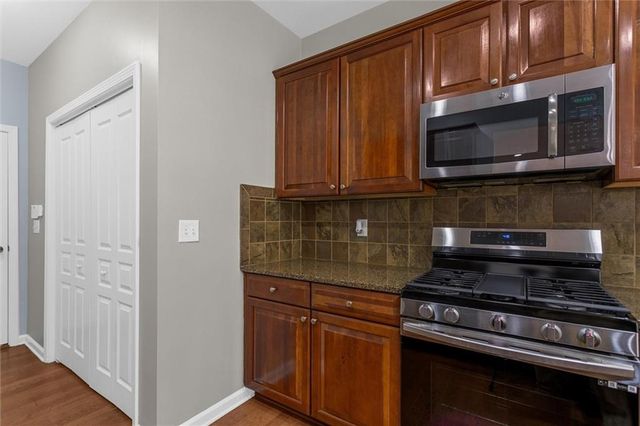 1005 Chalbury Way, Alpharetta, GA 30004