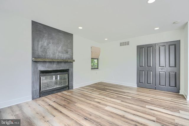 1412 ELLIS RD, Annapolis, MD 21403