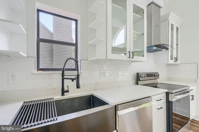 1412 ELLIS RD, Annapolis, MD 21403