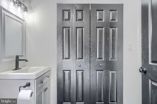 1412 ELLIS RD, Annapolis, MD 21403