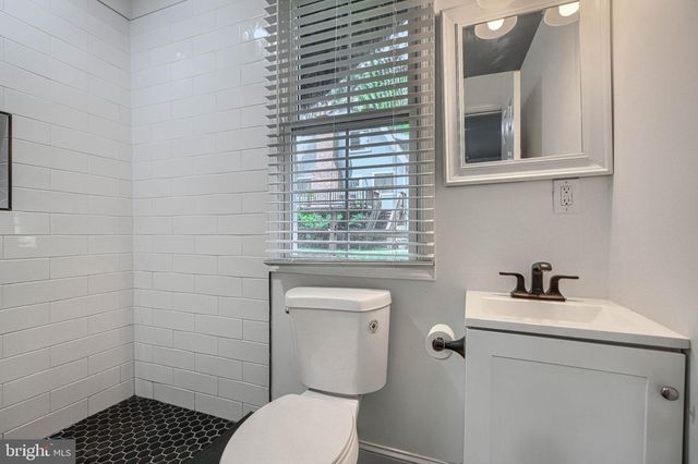 1412 ELLIS RD, Annapolis, MD 21403