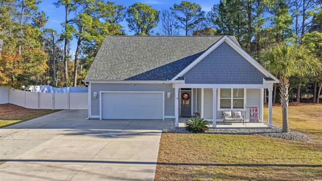 11590 Bay Dr., Little River, SC 29566