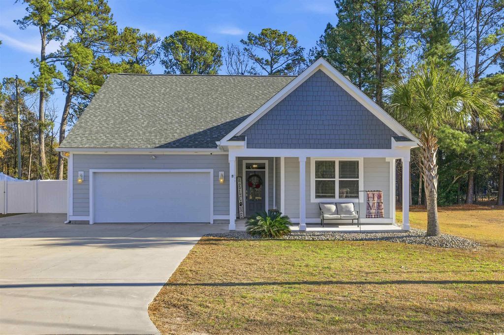 11590 Bay Dr., Little River, SC 29566