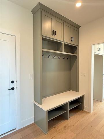 7735 N DONNELLY Avenue, Kansas City, MO 64158