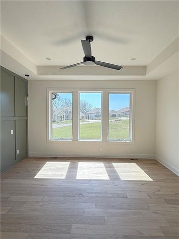 7735 N DONNELLY Avenue, Kansas City, MO 64158