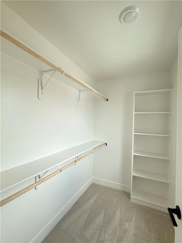 7735 N DONNELLY Avenue, Kansas City, MO 64158