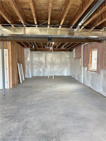 7735 N DONNELLY Avenue, Kansas City, MO 64158