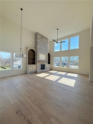 7735 N DONNELLY Avenue, Kansas City, MO 64158