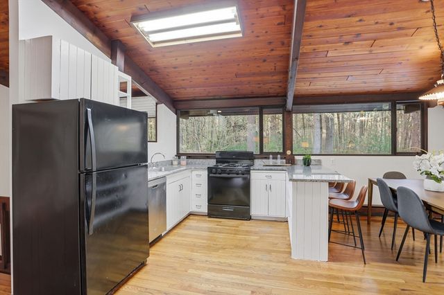 234 Tophet Road, Carlisle, MA 01741