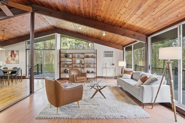 234 Tophet Road, Carlisle, MA 01741
