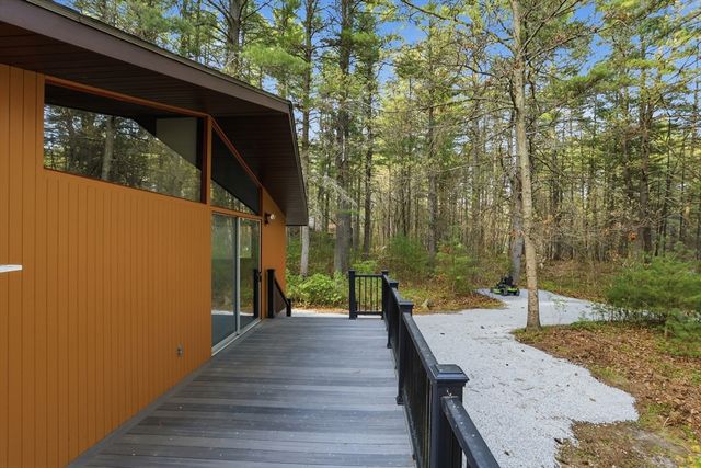 234 Tophet Road, Carlisle, MA 01741