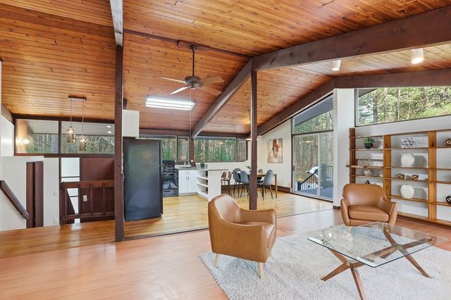 234 Tophet Road, Carlisle, MA 01741